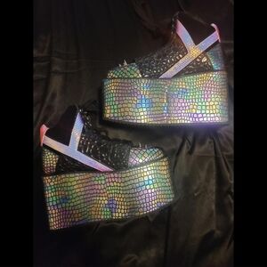 Holographic Crocodile Platform Shoes